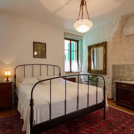 מלון Casa Garzotto רוביני
